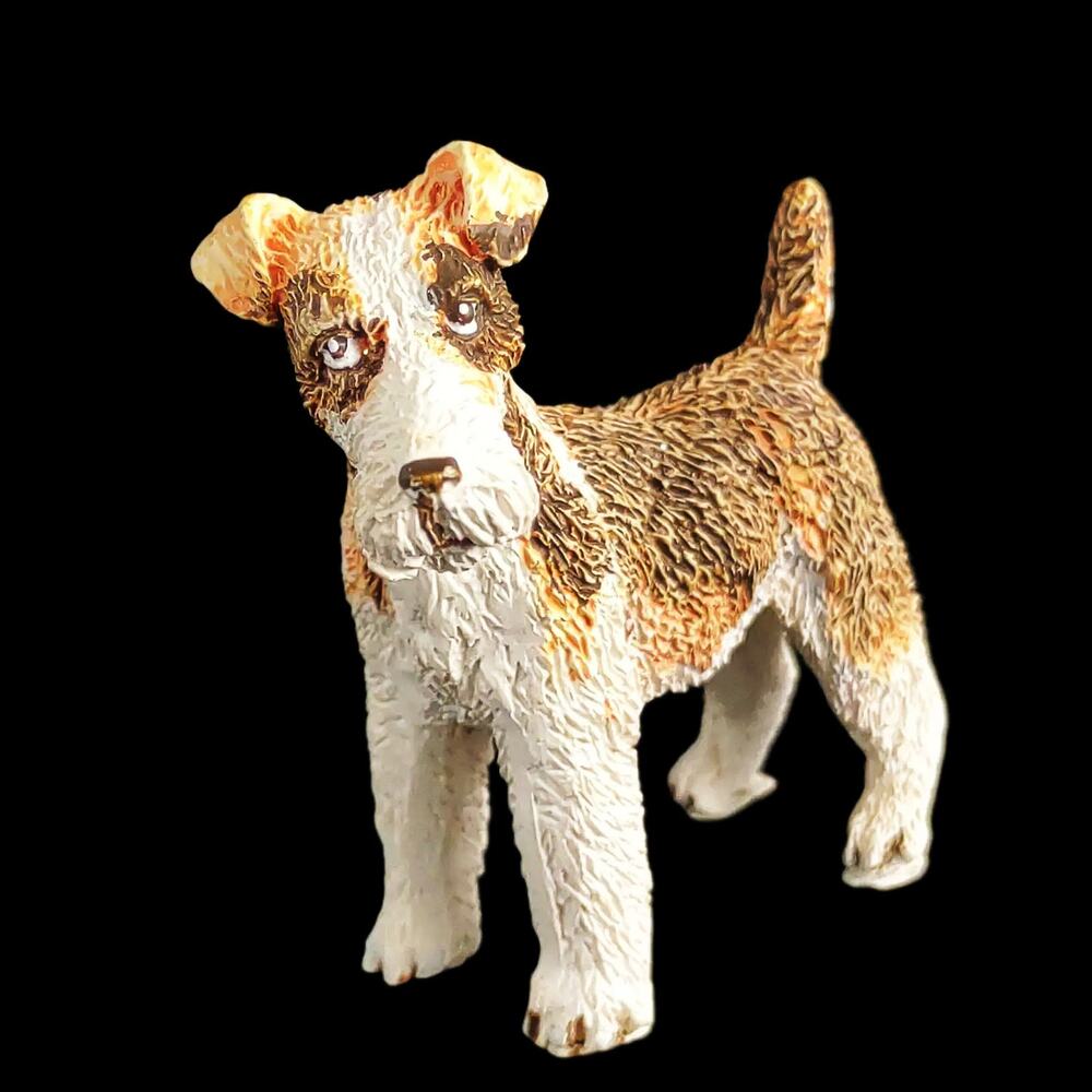 Airedale or French Wire Fox Terrier Resin 2.5" Figurine, Brown & White‎